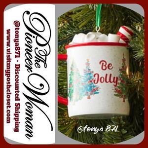 2022 🦋 New Pioneer Woman Christmas Mug Ornament, Qty 1
